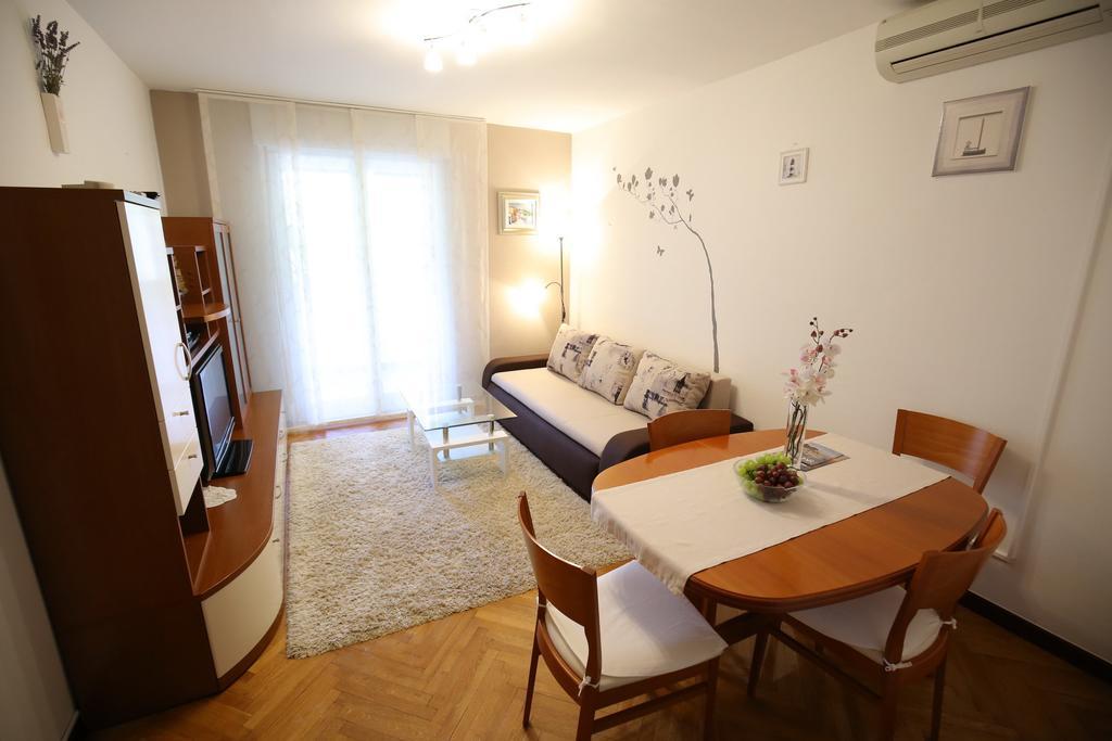 Apartment Navigare Zadar Habitación foto